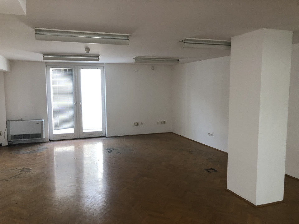 Budaörs Irodaház és raktár