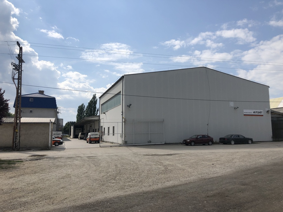 Budaörs Irodaház és raktár