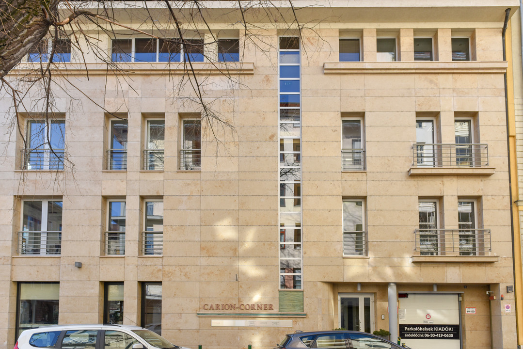 Pauler Corner Irodaház