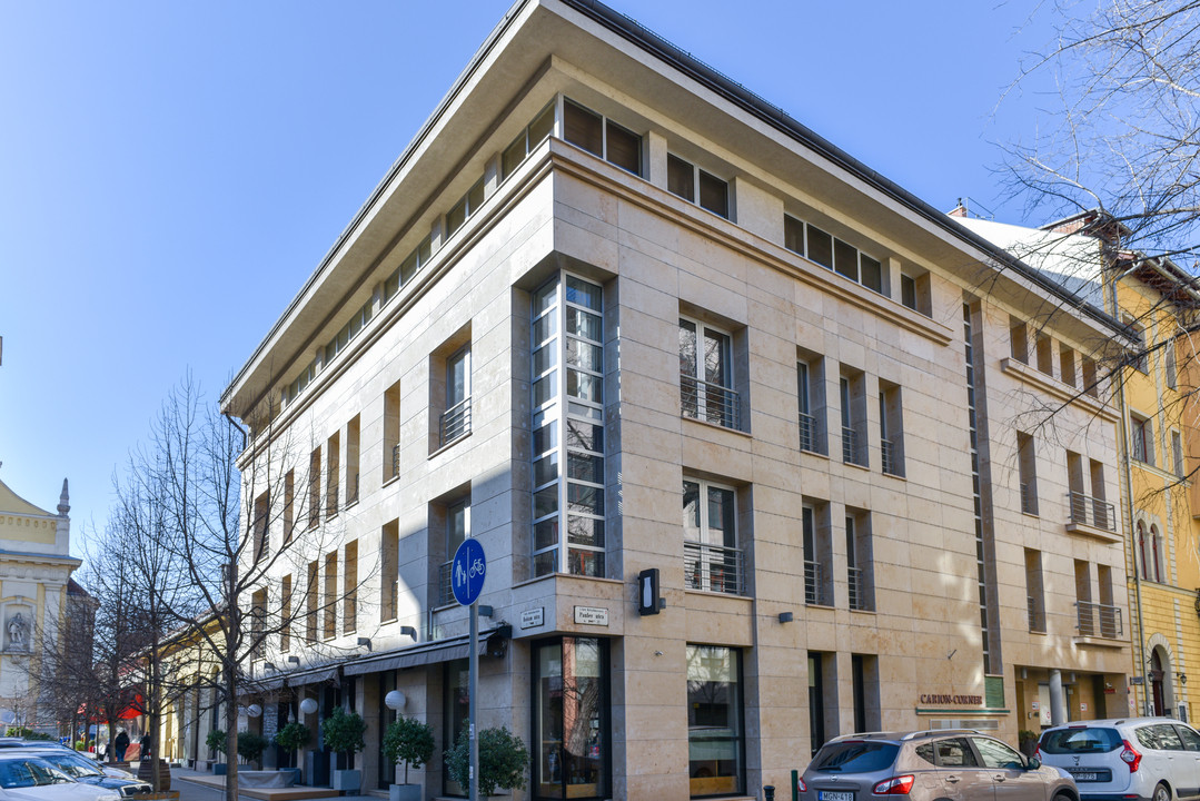 Pauler Corner Irodaház